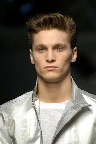 Look 32